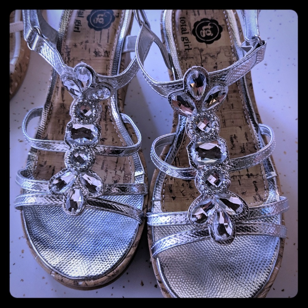 Kids dress shoe